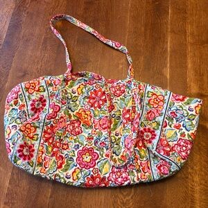 Floral Patterned Women's duffel bag Vera Bradley